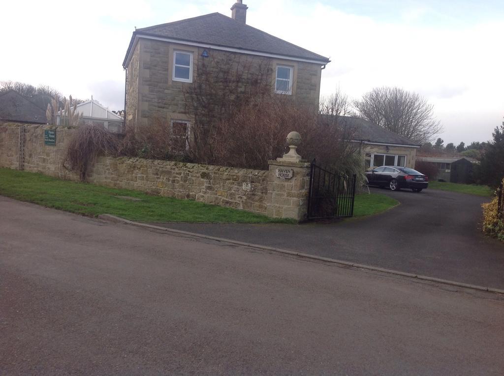 Haven House B&B Beadnell Exteriör bild